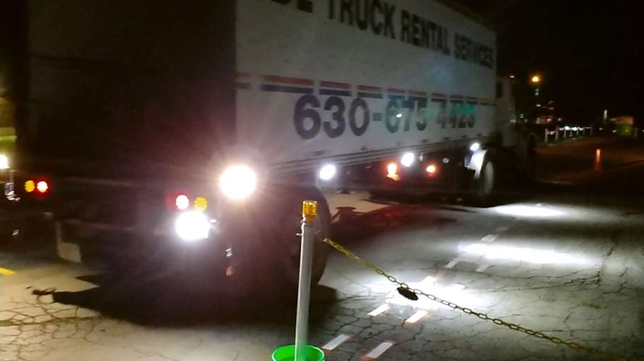 CDL Truck Rental Services LLC | 1280 Powis Rd, West Chicago, IL 60185, USA | Phone: (630) 675-4423