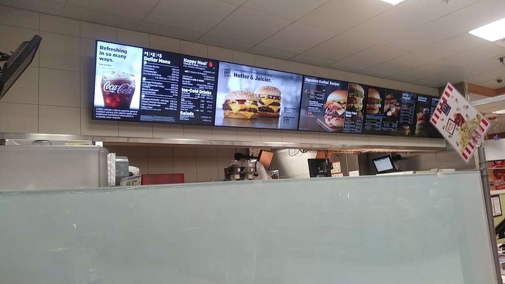 McDonalds | 13750 East Fwy, Houston, TX 77015, USA | Phone: (713) 455-5490