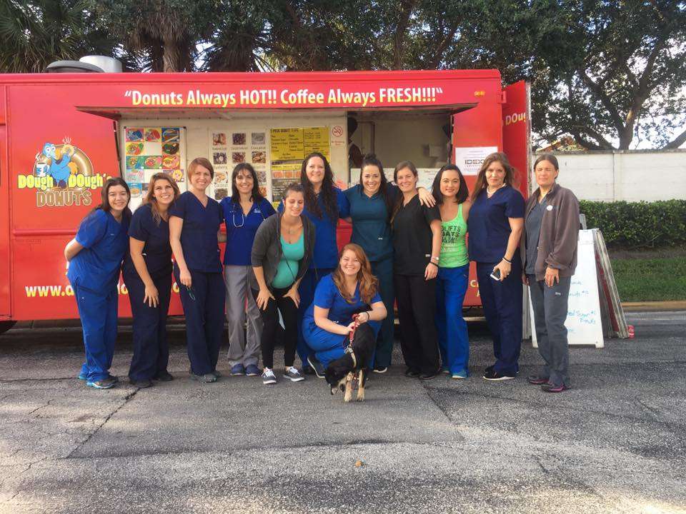 Pet Calls Animal Hospital | 6538 Hypoluxo Rd, Lake Worth, FL 33467, USA | Phone: (561) 434-2097