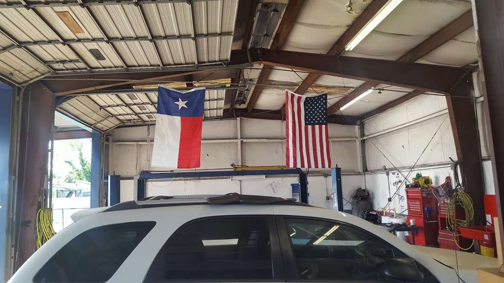 M&R Automotive Services | 224 1/2 N Main St, Highlands, TX 77562, USA | Phone: (281) 502-3100