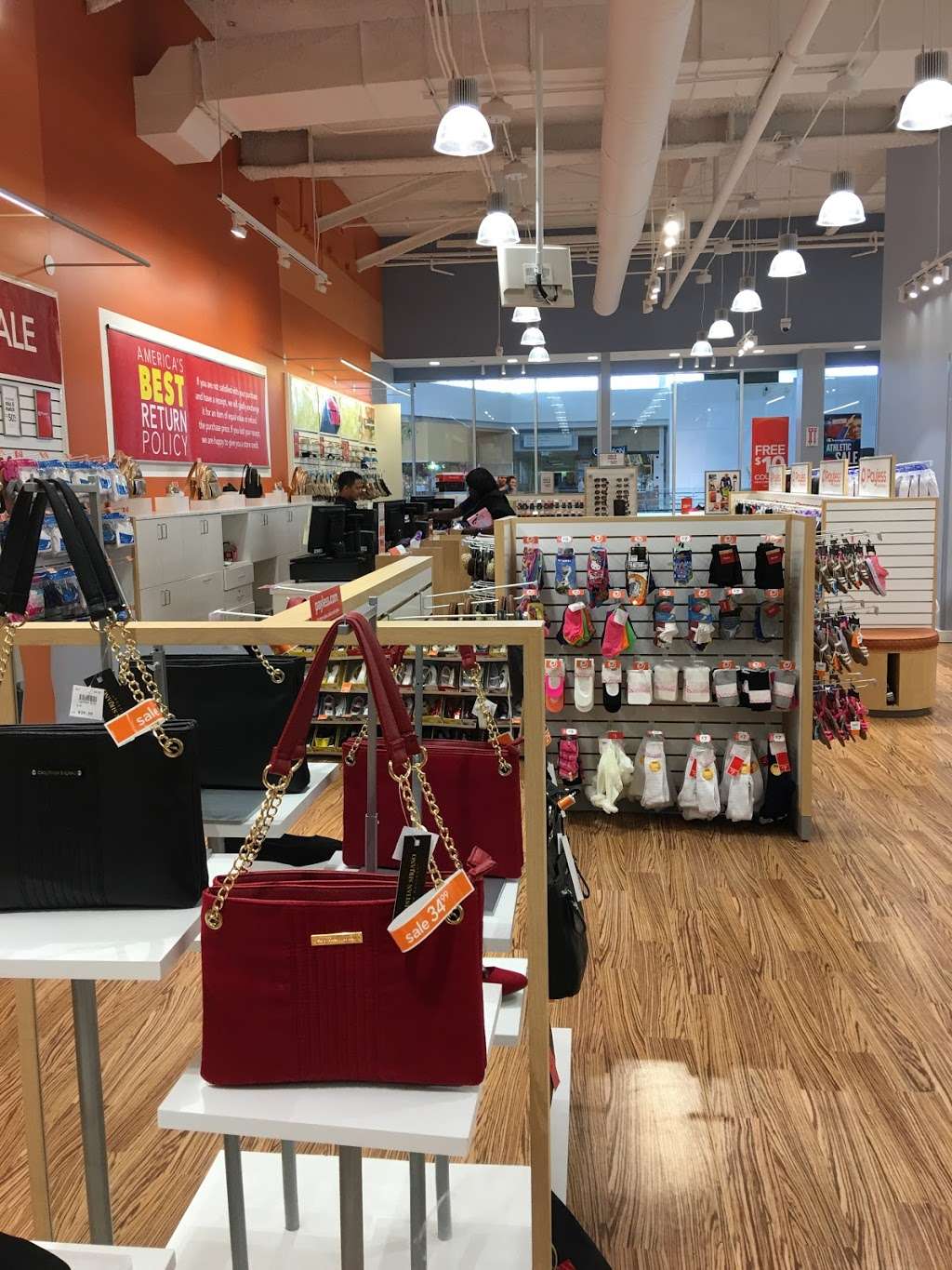 Payless | 2200 Eastridge Loop #2071, San Jose, CA 95122, USA | Phone: (408) 223-1464