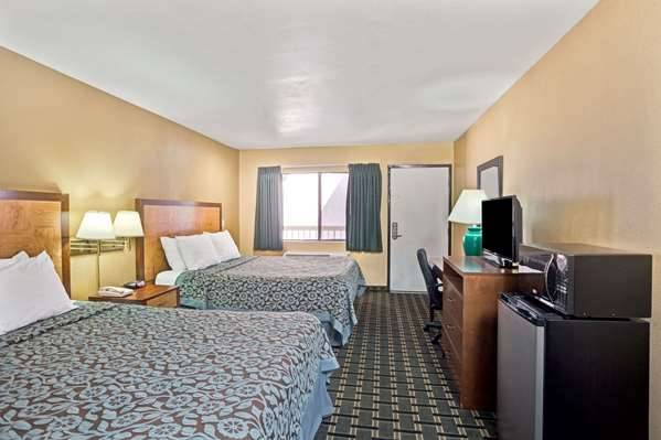 Days Inn by Wyndham Whittier Los Angeles | 14330 Telegraph Rd, Whittier, CA 90604, USA | Phone: (562) 944-4760