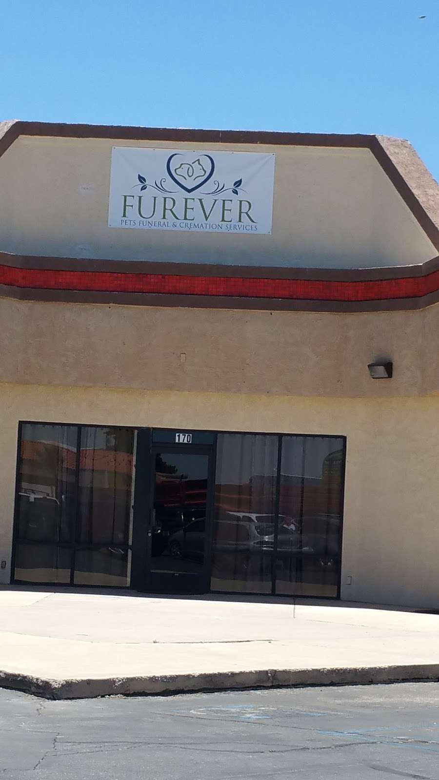 FurEver Pets Funeral & Cremation Services | 11146 Hesperia Rd #104, Hesperia, CA 92345, USA | Phone: (760) 694-7005