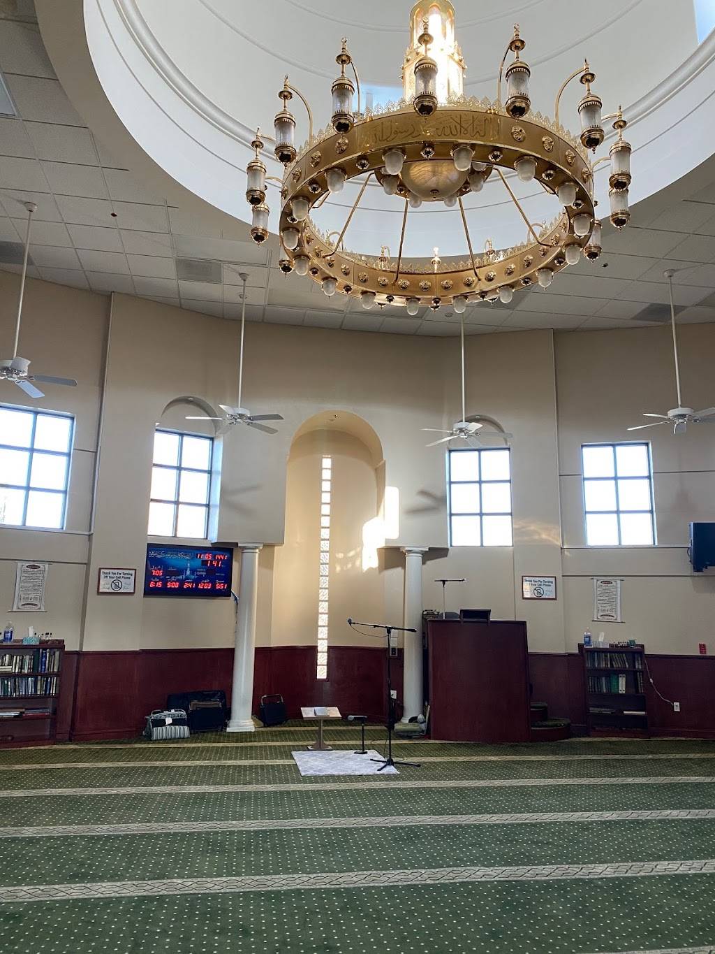 Islamic Center of Bakersfield | 701 Ming Ave, Bakersfield, CA 93307, USA | Phone: (661) 836-9055