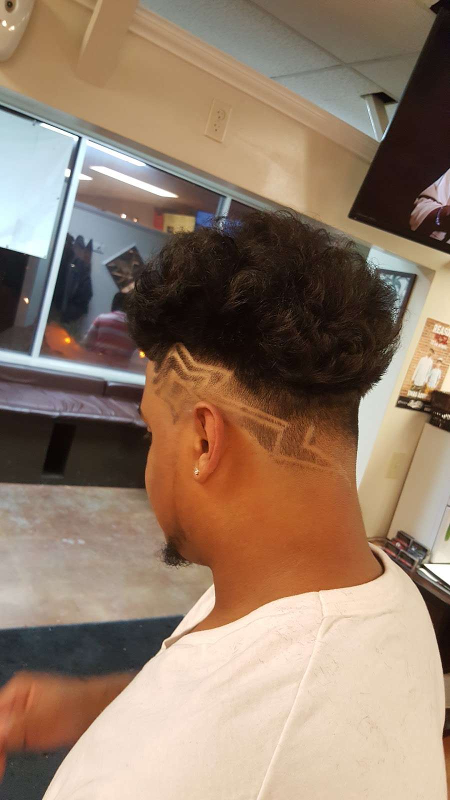 Crisp Cuts & Styles Barber Shop | 7625 Quivira Rd, Shawnee, KS 66216 | Phone: (913) 631-8118