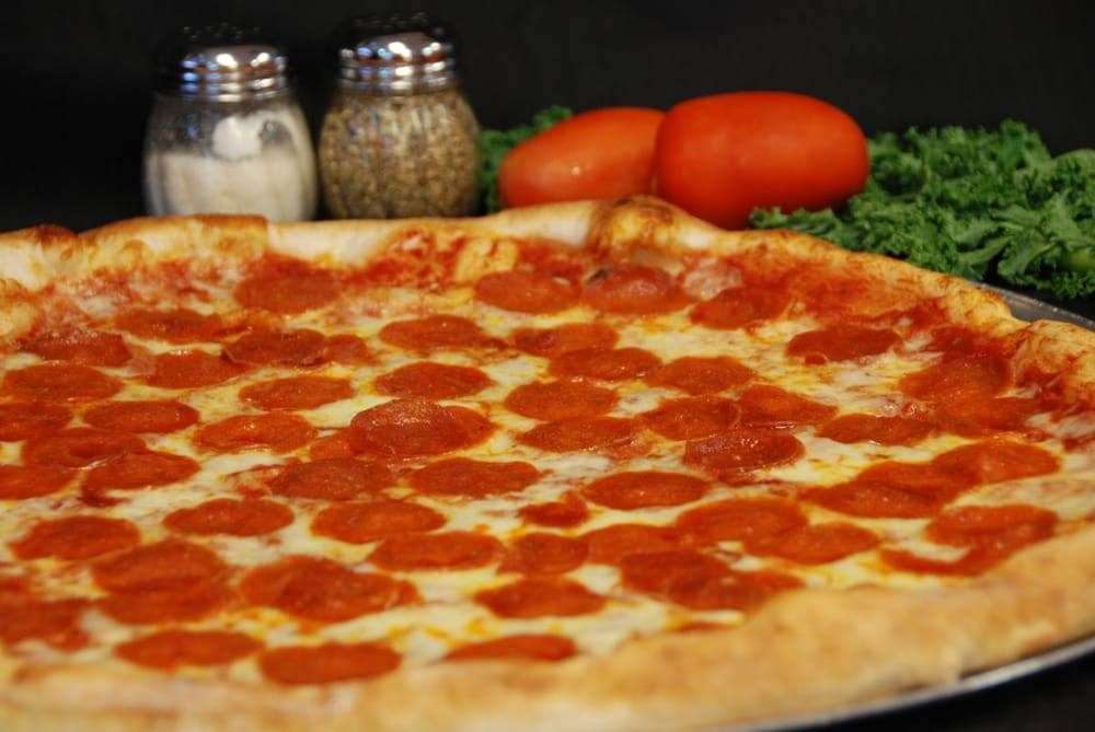 Franky Ts Pizzeria of Gastonia/Dallas | 2211 N New Hope Rd, Gastonia, NC 28054, USA | Phone: (704) 810-0017