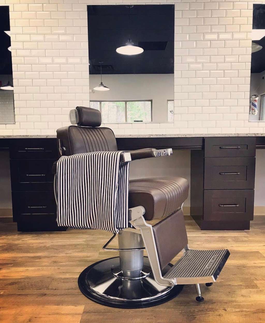 Conos Cuts Barber Shop | 494 Monmouth Rd, Millstone, NJ 08510, USA | Phone: (609) 259-2211