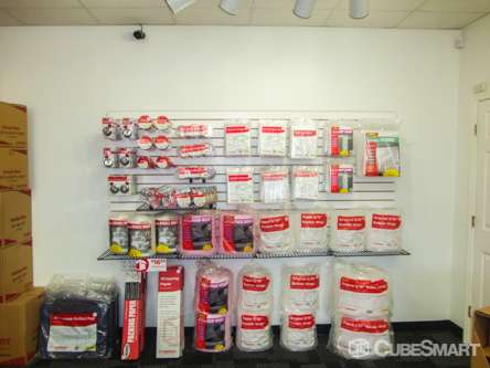 CubeSmart Self Storage | 5615 Bannister Rd, Kansas City, MO 64137 | Phone: (816) 656-2194