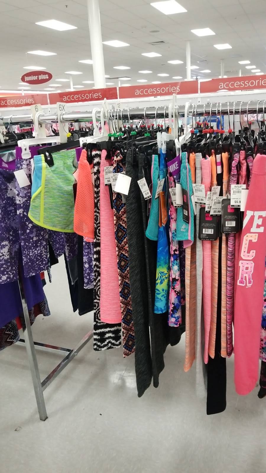 Bealls Outlet | 8865 N Florida Ave, Tampa, FL 33604 | Phone: (813) 932-0650