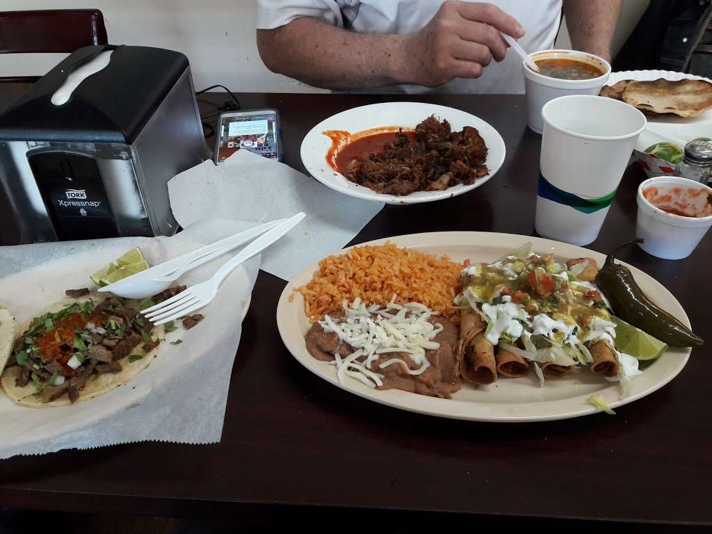 Birria Patro Jaramillo | 3961 Snell Ave, San Jose, CA 95136, USA | Phone: (408) 281-8345