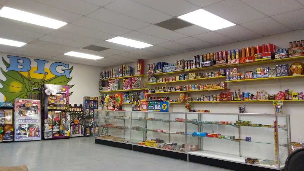 American Fireworks | 31984 Tomball Pkwy, Pinehurst, TX 77362, USA | Phone: (281) 356-9419