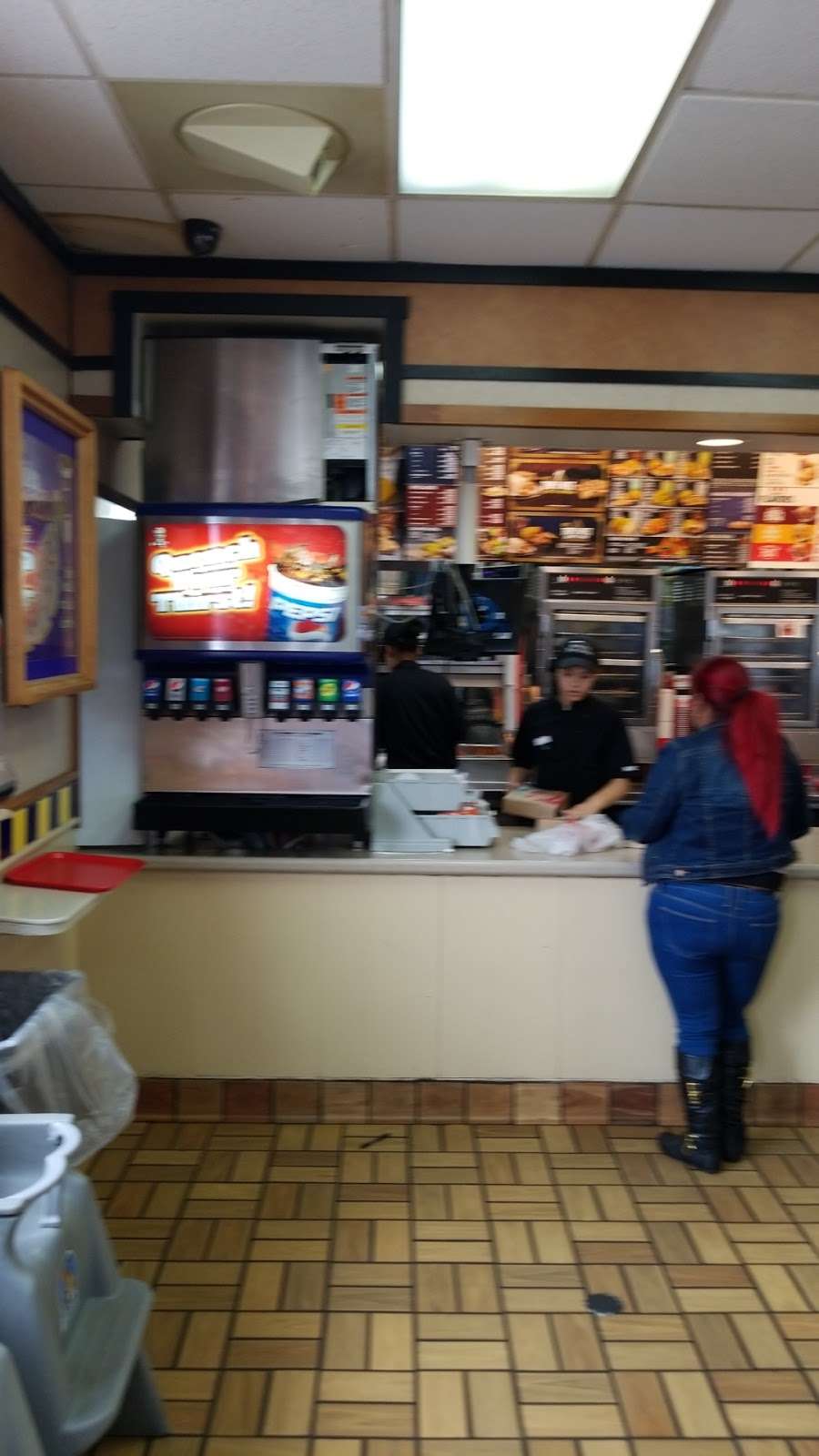 Taco Bell | 177 W Allegheny Ave, Philadelphia, PA 19133 | Phone: (215) 739-1717