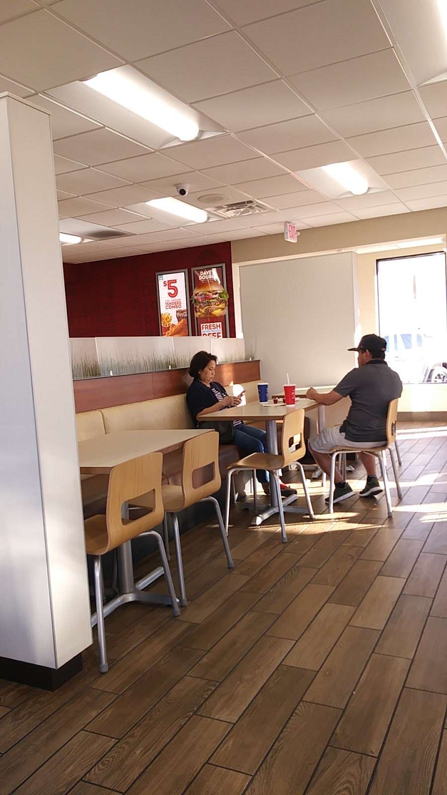 Wendys | 990 N Nellis Blvd, Las Vegas, NV 89110, USA | Phone: (702) 452-9990