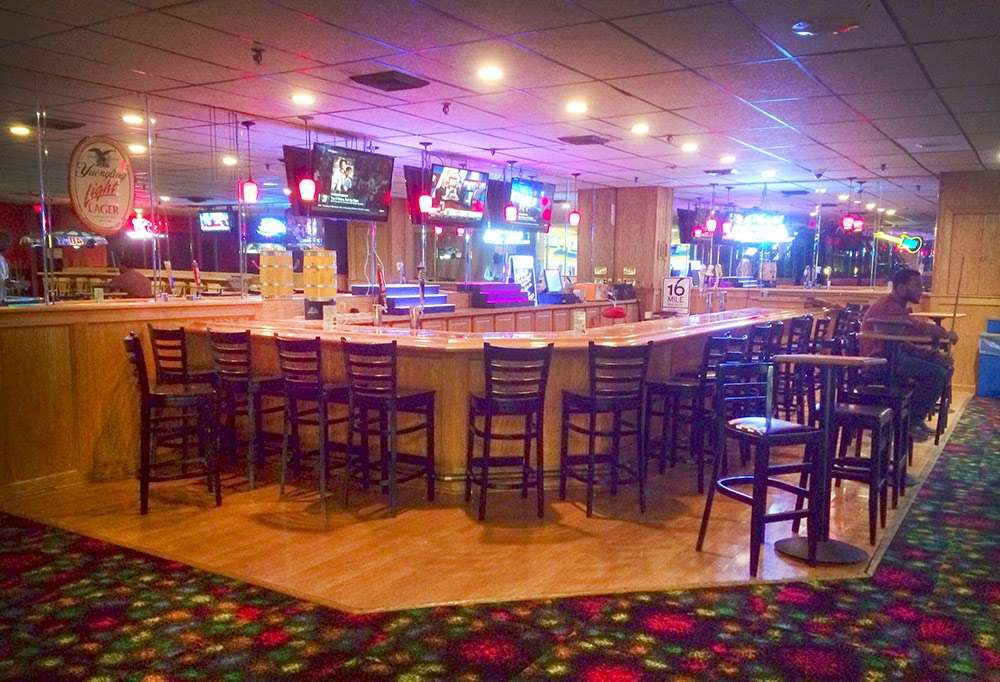 First State Lanes | 25 Kiwanis Dr, Wilmington, DE 19802, USA | Phone: (302) 762-3883