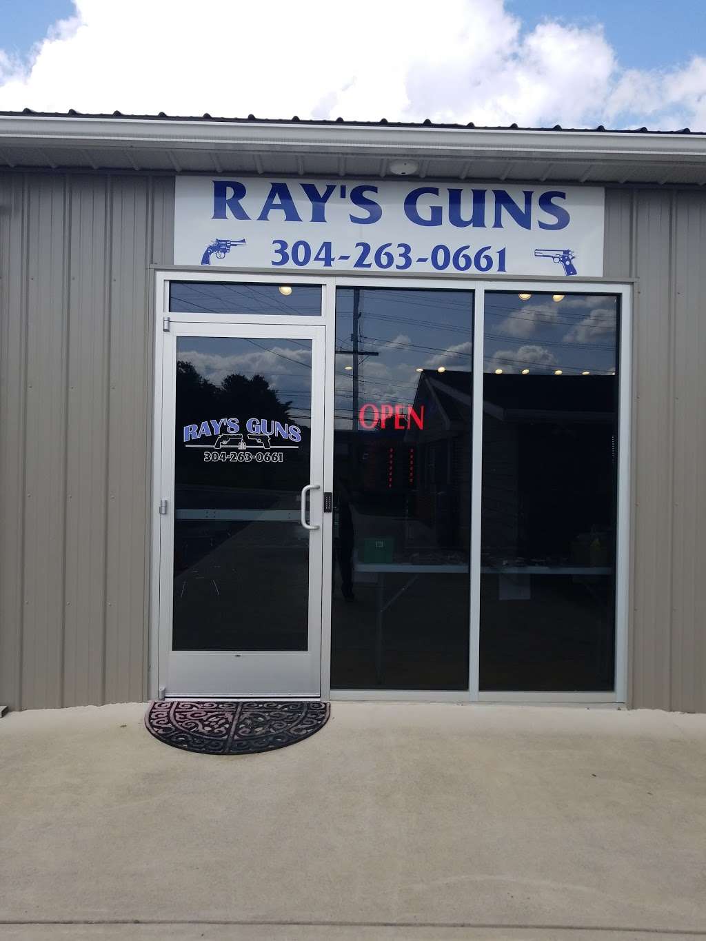 Rays Guns | 5741 Tabler Station Rd, Inwood, WV 25428, USA | Phone: (304) 263-0661
