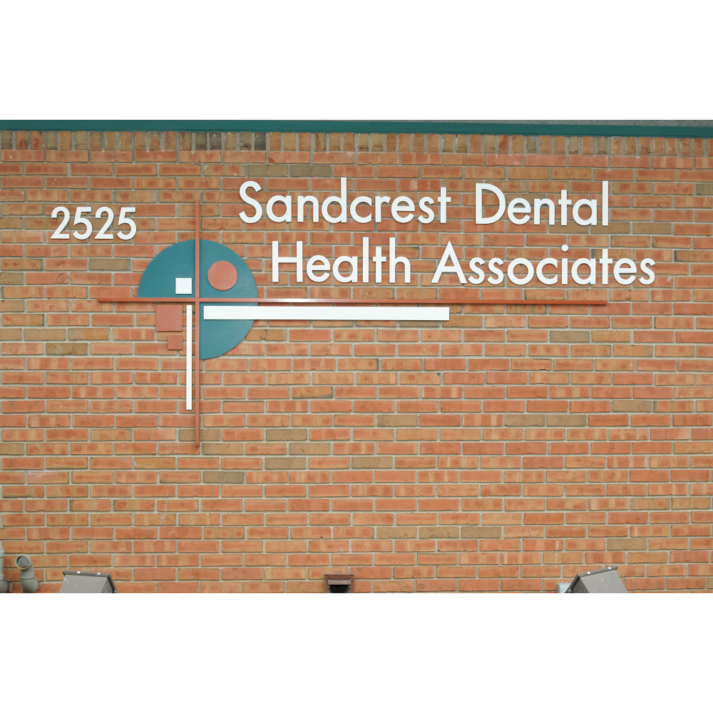 Sandcrest Dental Health LLC | 2525 Sandcrest Blvd, Columbus, IN 47203, USA | Phone: (812) 372-6165