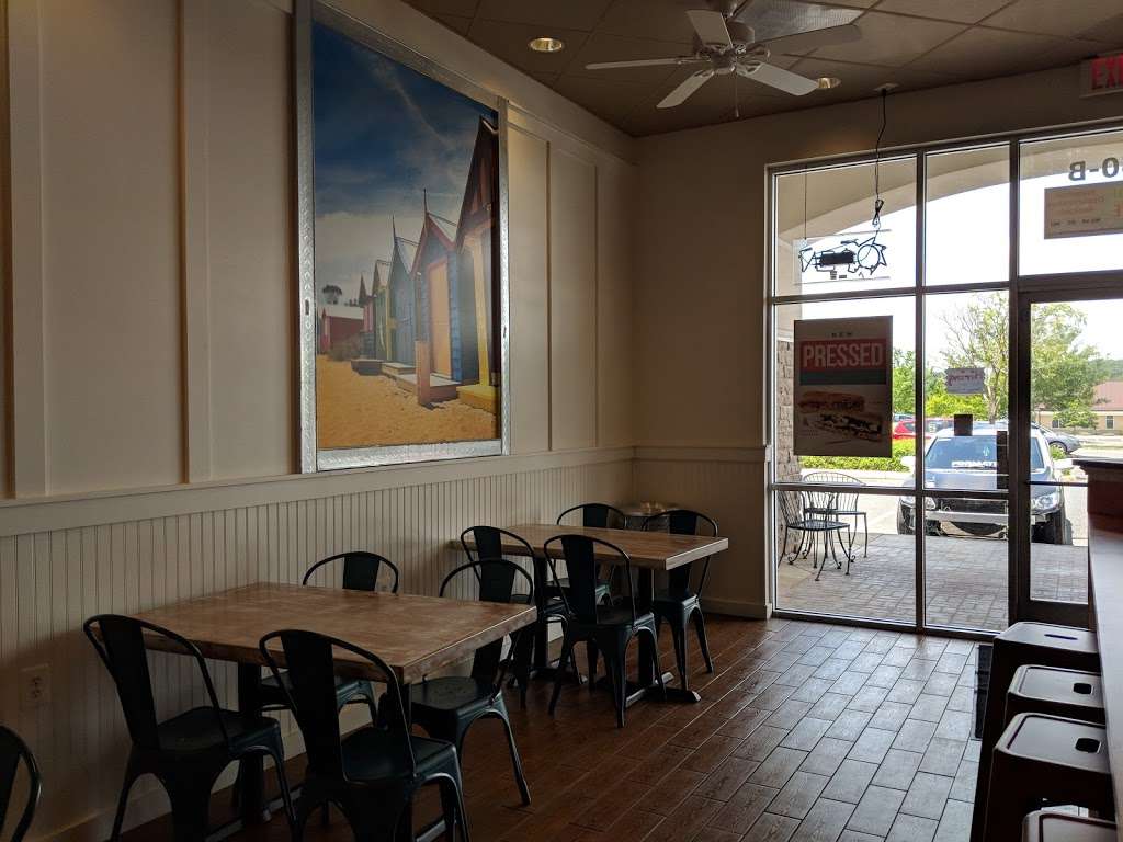 Tropical Smoothie Cafe | 50 Riverton Commons Plaza #20, Front Royal, VA 22630, USA | Phone: (540) 635-3965