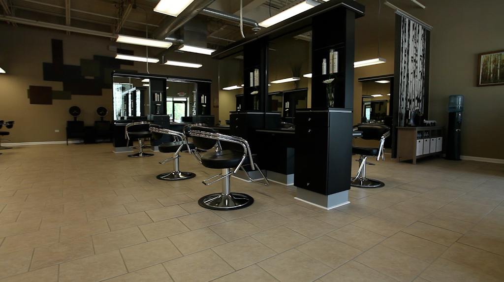 Bii Natural Hair Salon & Beauty Shop | 1955 Huntley Rd, West Dundee, IL 60118, USA | Phone: (847) 428-8821