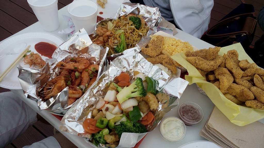 Seafood Express | 2122 Beverly Blvd, Los Angeles, CA 90057, USA | Phone: (213) 483-2122