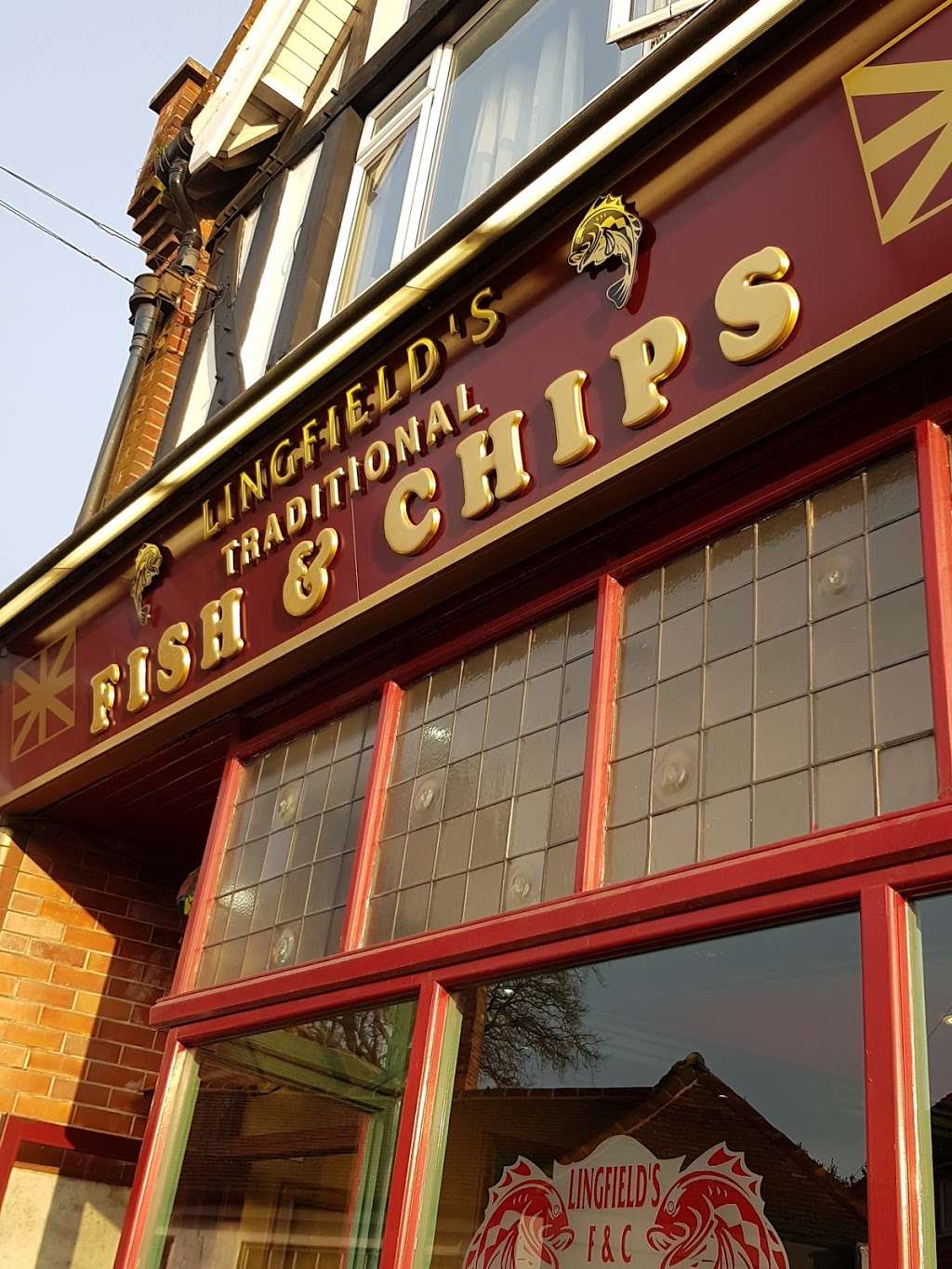 Lingfield Traditional Fish & Chips | New House, 1 Newchapel Rd, Lingfield RH7 6BA, UK | Phone: 01342 832001