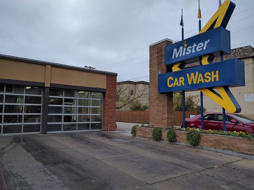 Mister Car Wash | 2202 University Ave, Madison, WI 53726, USA | Phone: (608) 238-1111