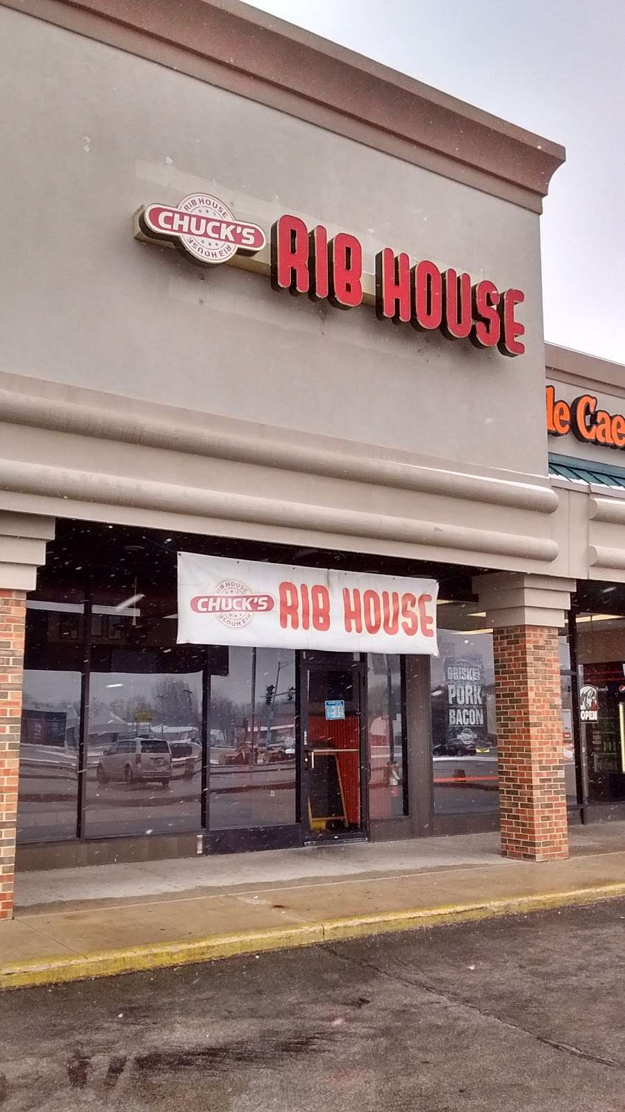 Chucks Rib House | 83 W Joe Orr Rd, Chicago Heights, IL 60411 | Phone: (708) 898-1030