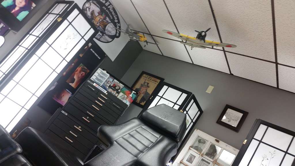 Who Dun It Piercing Salon | 2053 W Glen Park Ave, Griffith, IN 46319, USA | Phone: (219) 224-5200