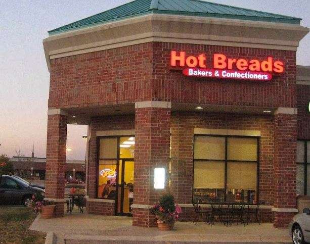 Chicago Hot Breads | 1065 W Golf Rd, Hoffman Estates, IL 60169, USA | Phone: (847) 882-8883