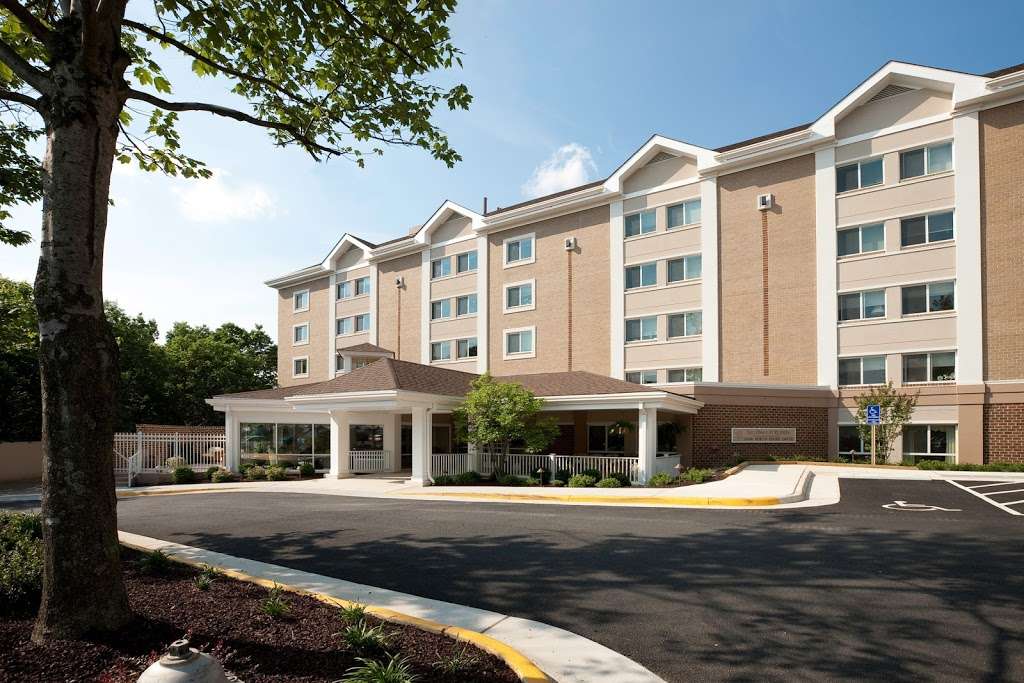 Tall Oaks Assisted Living | 12052 N Shore Dr, Reston, VA 20190 | Phone: (703) 834-9800