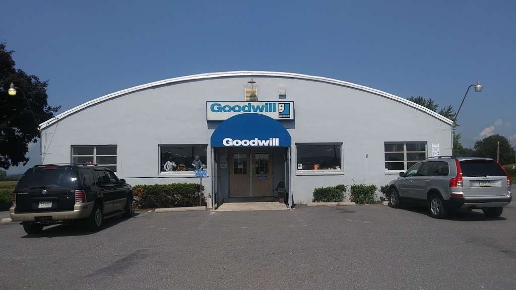 Goodwill Store & Donation Center | 1367 Weaverland Rd, East Earl, PA 17519, USA | Phone: (717) 445-6016