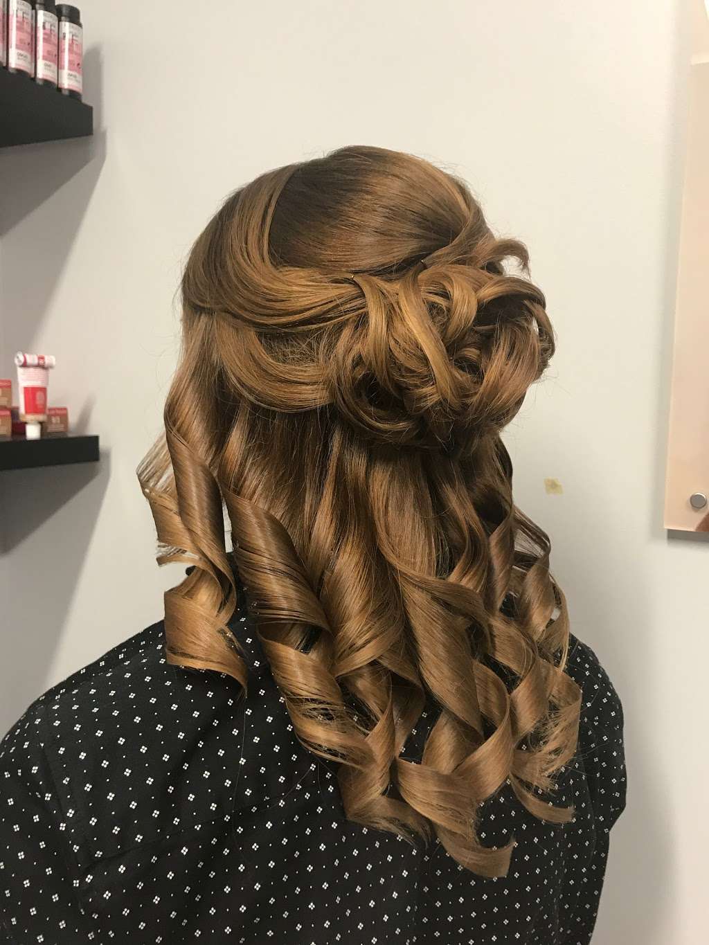 Hair by Samantha Ann (inside Symmetry Salon Studios) | 572 N Frederick Ave, Gaithersburg, MD 20877 | Phone: (240) 454-1114