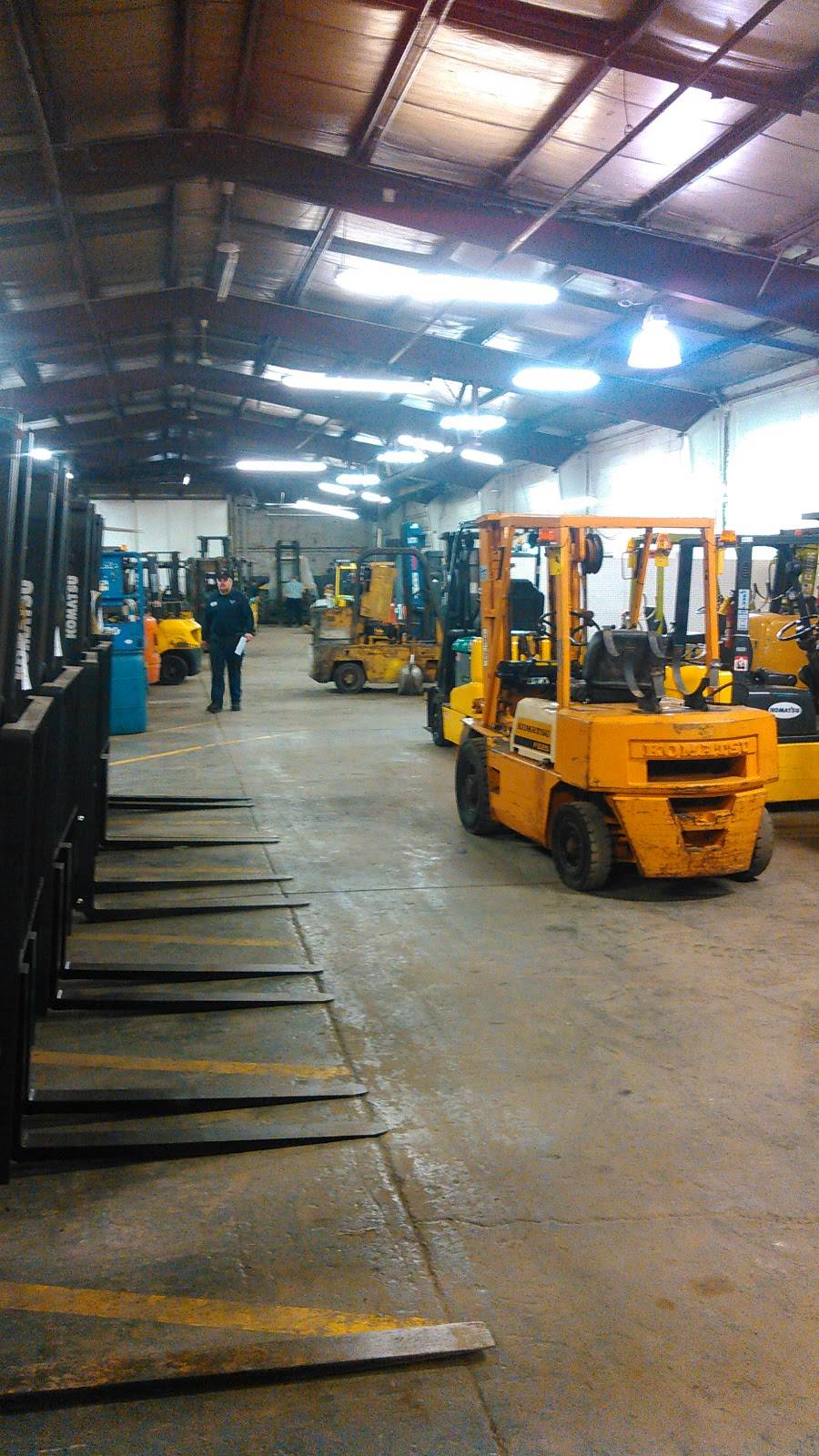 Harrs Fork Lift Services Inc | 1181 Refugee Rd, Columbus, OH 43207, USA | Phone: (614) 443-4651