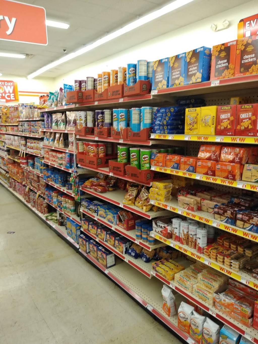 Family Dollar | 152 McKees Rocks Plaza, McKees Rocks, PA 15136, USA | Phone: (412) 331-3363