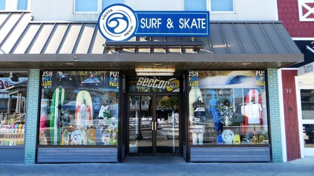 Sierra Moon Surf & Skate | 16 Rehoboth Ave, Rehoboth Beach, DE 19971, USA | Phone: (302) 227-3622