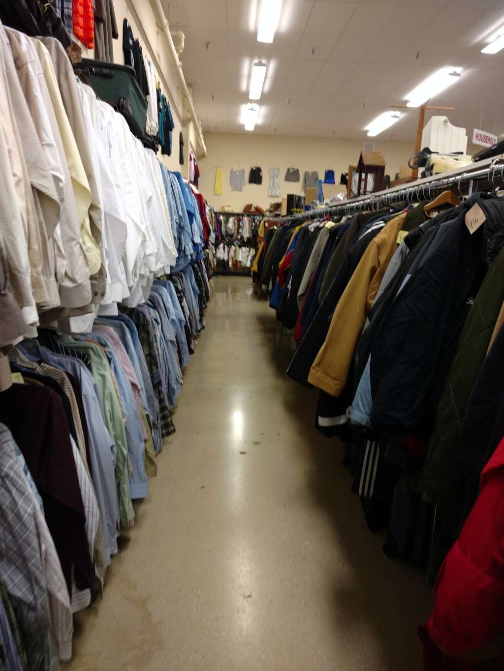 The Salvation Army Family Store & Donation Center | 7511 Lemont Rd #180, Darien, IL 60561 | Phone: (800) 728-7825