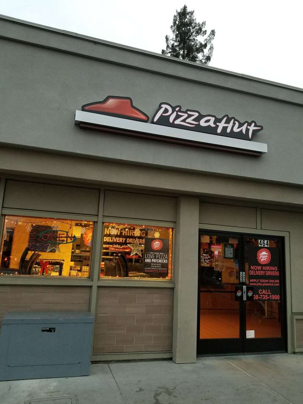 Pizza Hut | 464 N Mathilda Ave, Sunnyvale, CA 94085, USA | Phone: (408) 735-1900