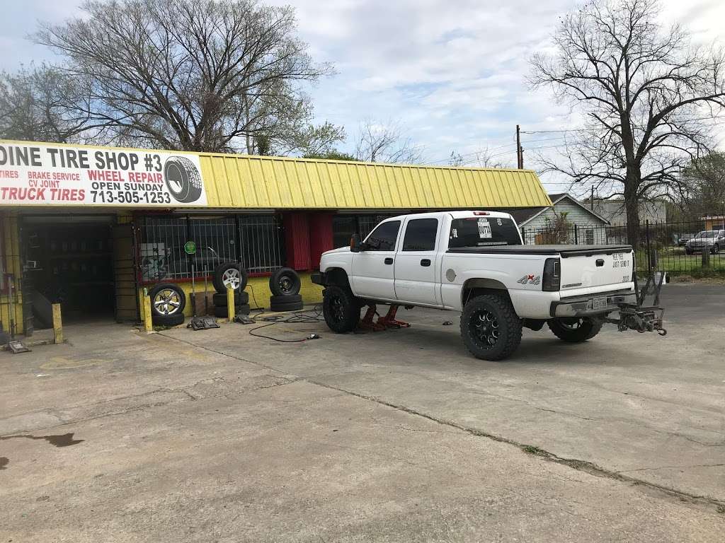 Antoine Tire Shop #3 | 211 Crosstimbers St, Houston, TX 77018, USA | Phone: (713) 505-1253