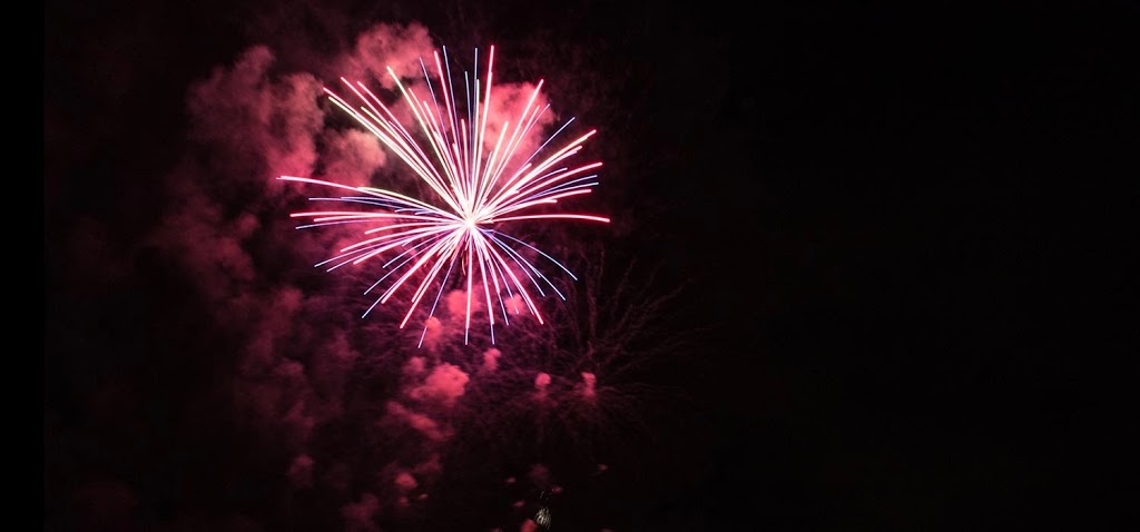 Fireworks Fantasy | 995 Potosi Rd, Glen Rock, PA 17327, USA | Phone: (717) 235-2357