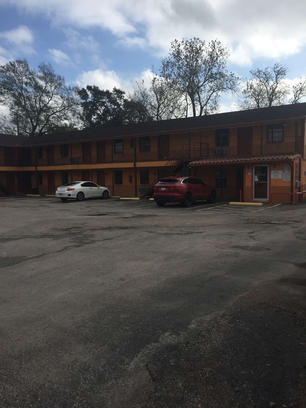 Motel King | 3618 Laura Koppe Rd, Houston, TX 77093, USA | Phone: (713) 691-0300