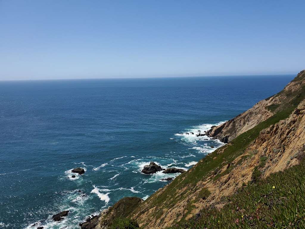 Point Reyes Lighthouse Public Parking | Lighthouse Visitor Center, 27000 Sir Francis Drake Blvd, Inverness, CA 94937, USA