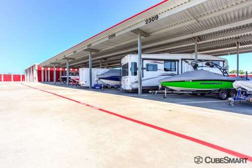 CubeSmart Self Storage | 900 W Round Grove Rd, Lewisville, TX 75067, USA | Phone: (972) 315-7805