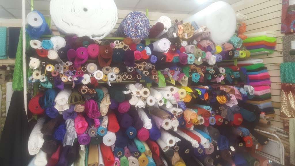 Kiswah Textiles | 93 Seven Sisters Rd, London N7 6BU, UK | Phone: 020 3105 1789