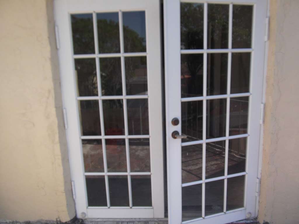 Universal Windows & Doors | 71 NW 166th St, Miami, FL 33169, USA | Phone: (305) 949-9030