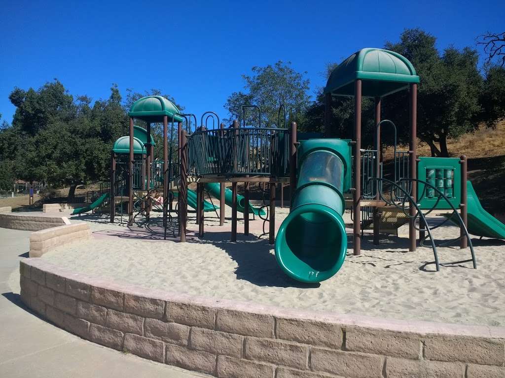 Newbury Gateway Park | 2250 Michael Dr, Newbury Park, CA 91320, USA | Phone: (805) 495-6471