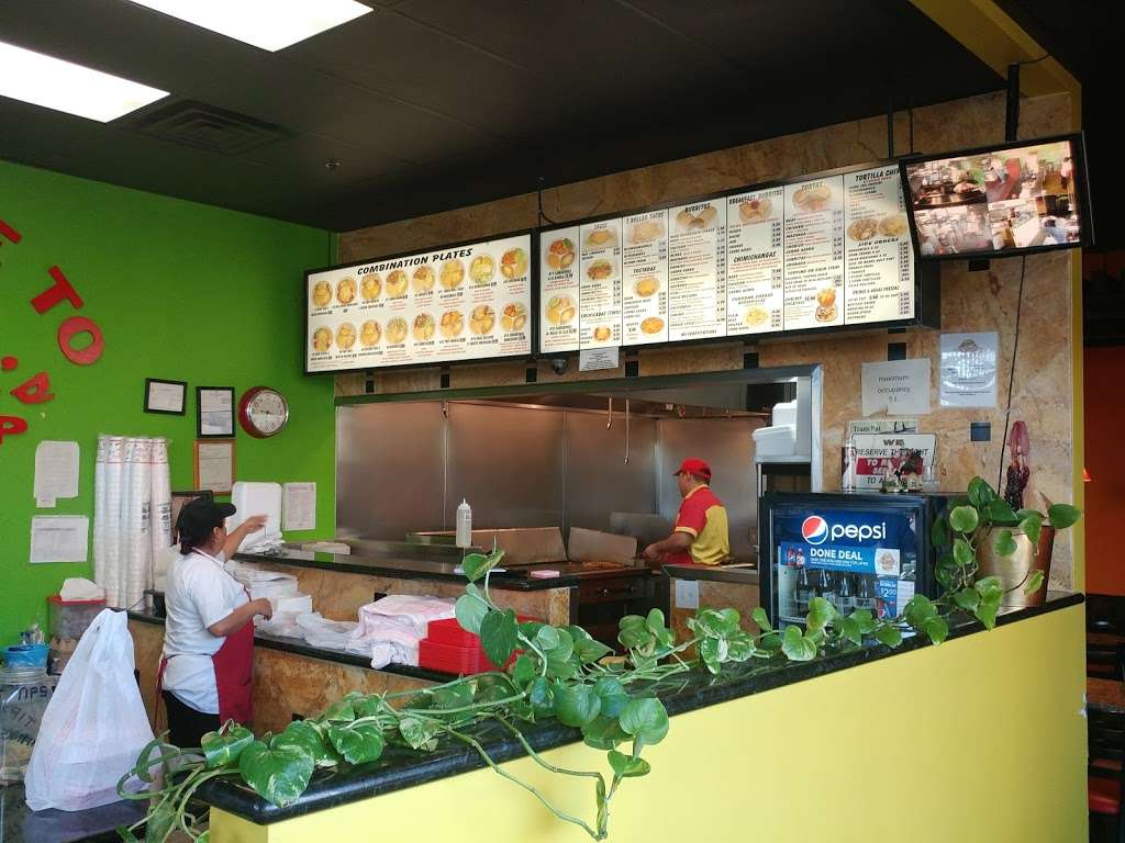 Robertos Taco Shop | 4690 W Cactus Ave, Las Vegas, NV 89141 | Phone: (702) 263-7534