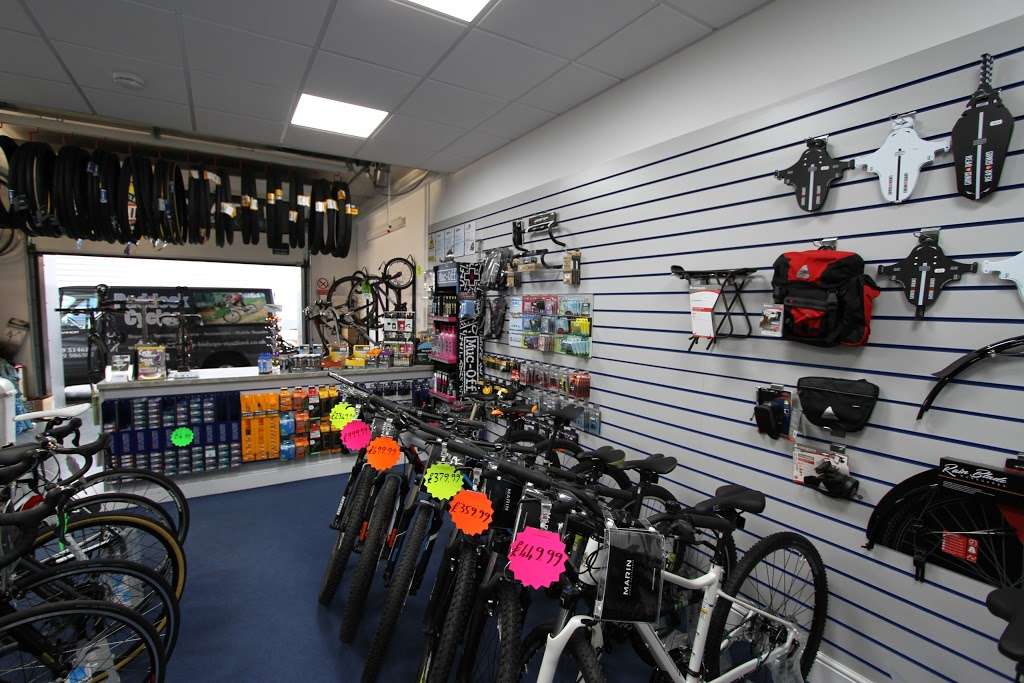 Paddock Cycles | 2, H, Peek Business Centre, Woodside, Birchanger, Bishops Stortford CM23 5RG, UK | Phone: 01279 657499