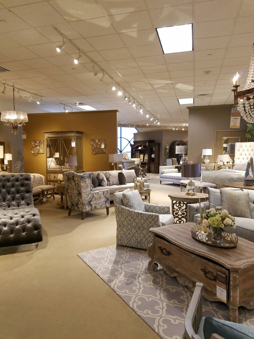 Star Furniture | 14051 N Interstate Hwy 35 North, Pflugerville, TX 78660 | Phone: (512) 346-9400