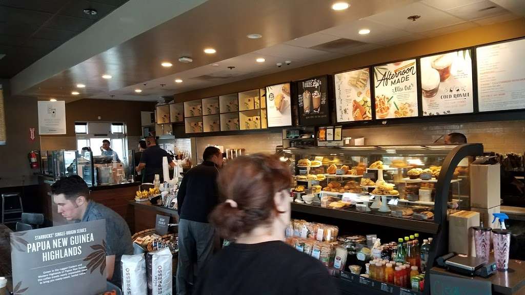 Starbucks | 8231 La Palma Ave, Buena Park, CA 90620 | Phone: (714) 523-7915