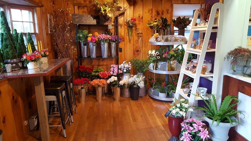 Petal Pushers Floral Studio | 325 N Main St, Natick, MA 01760, USA | Phone: (508) 655-2440