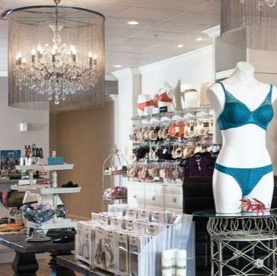 Bloom Lingerie and Swim Boutique | 132 Chief Justice Cushing Hwy, Cohasset, MA 02025 | Phone: (781) 923-1454